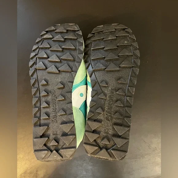 Saucony Jazz running shoes- NEW - Picture 3 of 3